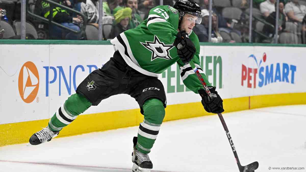 Stars bring back Ben Gleason on PTO