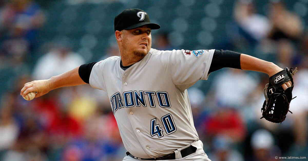 Brian Wolfe, a former Servite standout who pitched for the Blue Jays, dies at 45