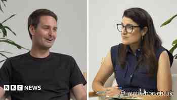 Snapchat 'willing to implement' daily time limits for teens, boss tells BBC