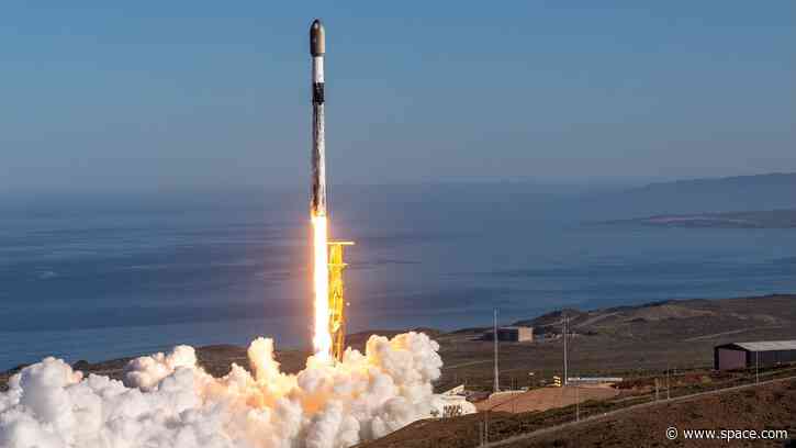SpaceX launches 2nd classified mission for US Space Force in less than a week (photos)