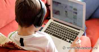 Mike (9) gebruikt vaders creditcard om groot te worden op YouTube: rekening ruim 100.000 euro