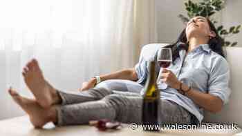 Women in 30s and 40s told to avoid alcohol and fatty foods