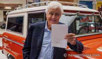 Jay Leno pushes classic‑car smog check reform past the finish line