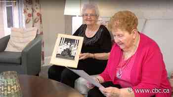 Old friends reunite in seniors' home after 76 years | The Moment