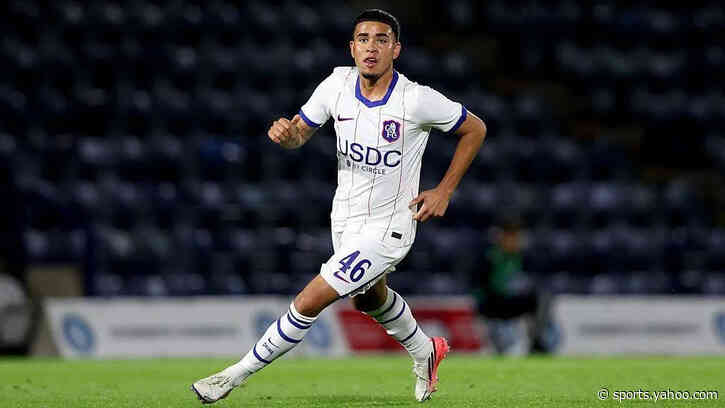 Can Chelsea salvage Paez's career?