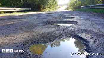 Council to help people 'correctly identify' potholes