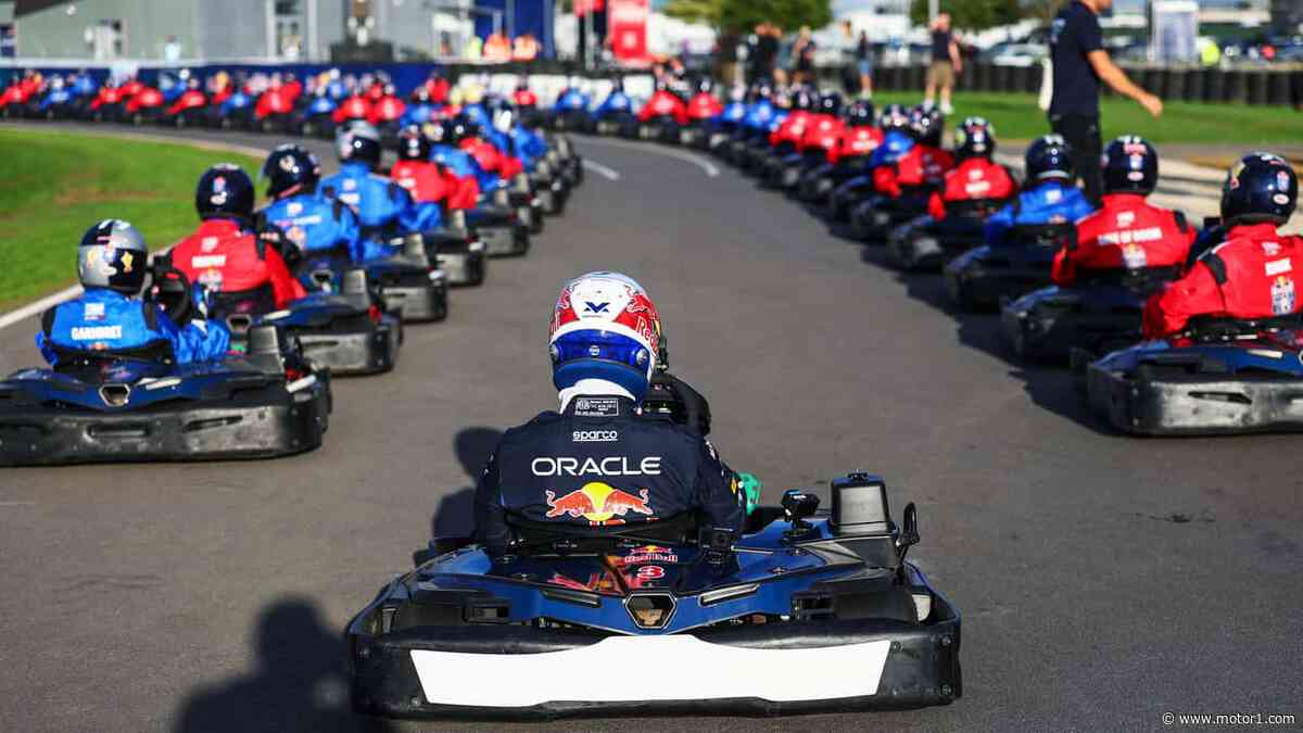 Watch Max Verstappen Pass 100 Karts In 14 Laps, Chaos Ensued