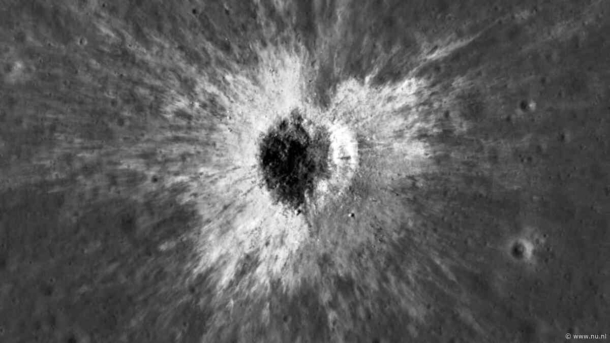NASA ontdekt nieuwe krater op de maan die groter is dan het Colosseum