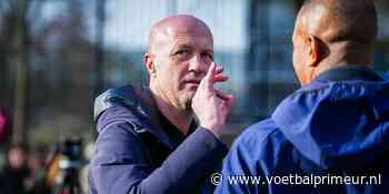 Opvallend wedstrijdbezoek van Cruijff: Ajax-directeur duikt op op de tribune