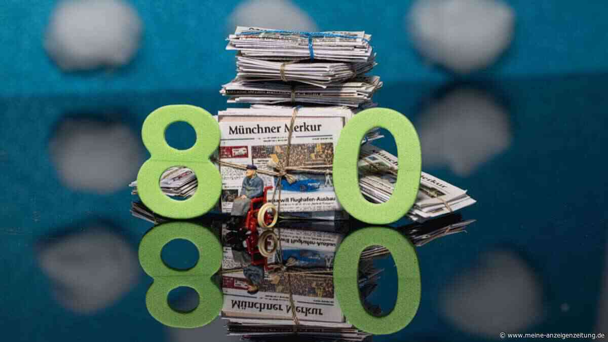 Winzige Welten: Dieter Isemann baut Miniatur-Motive vor seiner Kamera auf