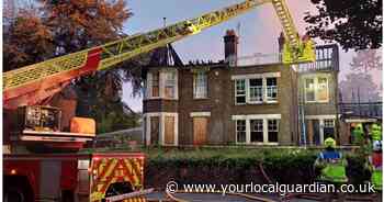 LIVE as major house fire closes Croydon road with 'strong smell of burning'