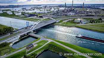 Verkeer naar Maasvlakte nog weken over vluchtstrook Suurhoffbrug