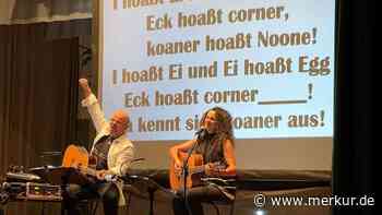 „Do you speak deitsch?“ Das Duo „Bluatschink“ begeistert in der Auerberghalle