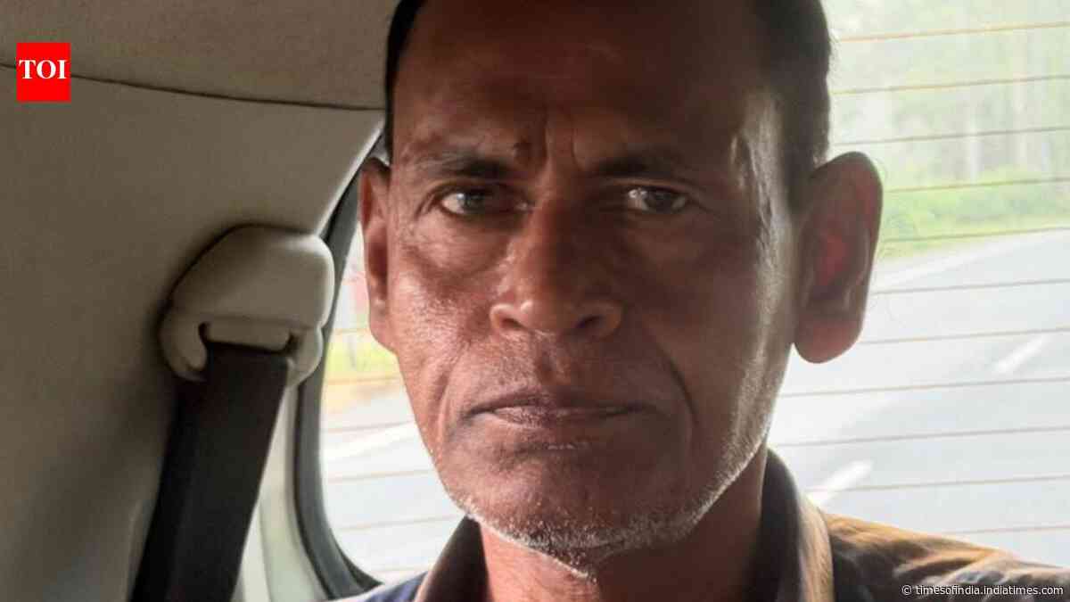 Top Maoist leader Asim Mandal arrested by Kolkata Police STF