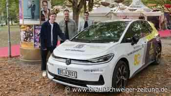 Nächster Stopp: Unsere Gewinnspiel-Tour macht Station vor der Volkswagen-Halle