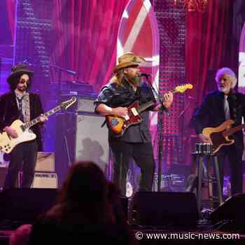 The Heartbreakers reunite for first performance since Tom Petty’s death with Chris Stapleton in tow
