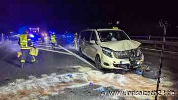 Feuerwehr regelrecht schockiert: Autofahrer gaffen – und wenden dann gefährlich auf A8