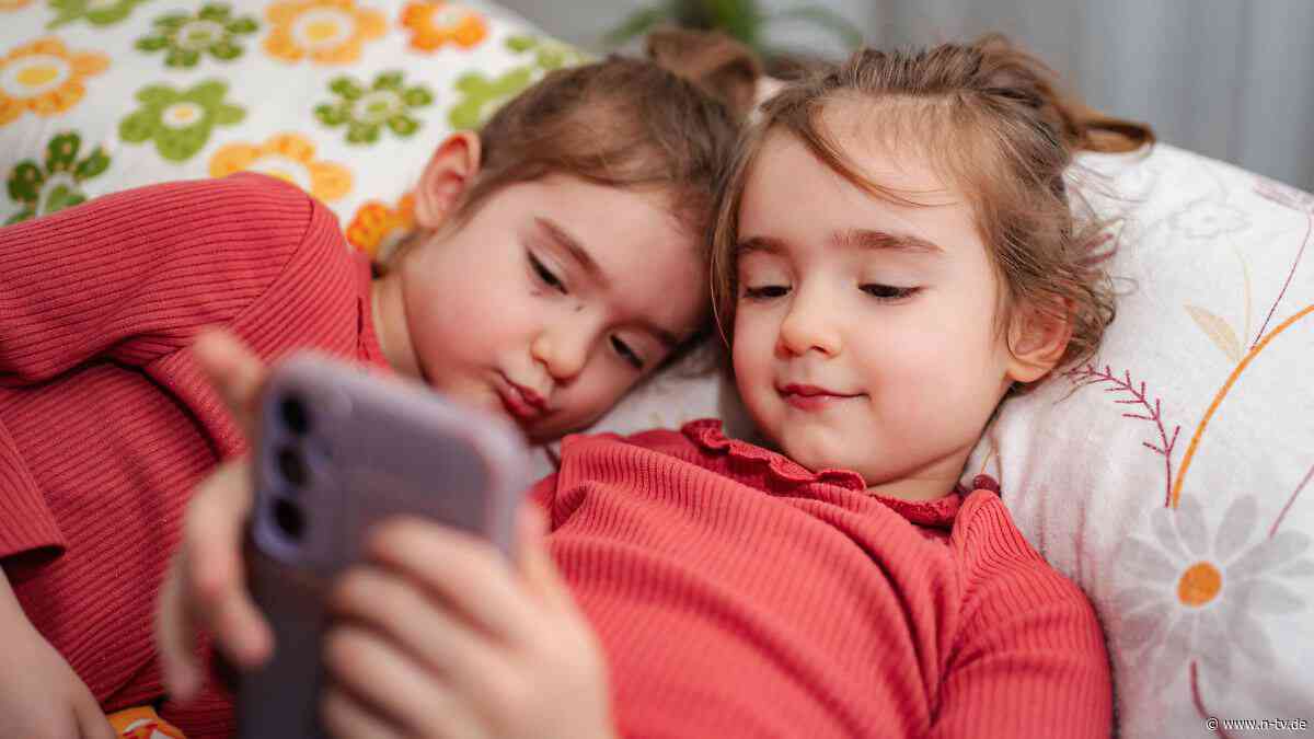 Geplante Regeln für Social Media: EU-Kommission will KI-Chatbots aus Jugend-Accounts aussperren