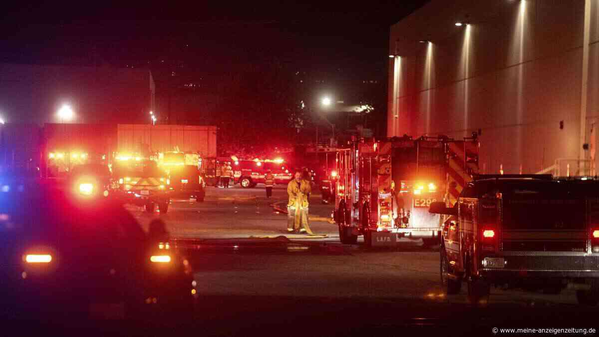 Doppeltragödie in Los Angeles: Nachrichtenhubschrauber stürzt bei Unfallbericht ab
