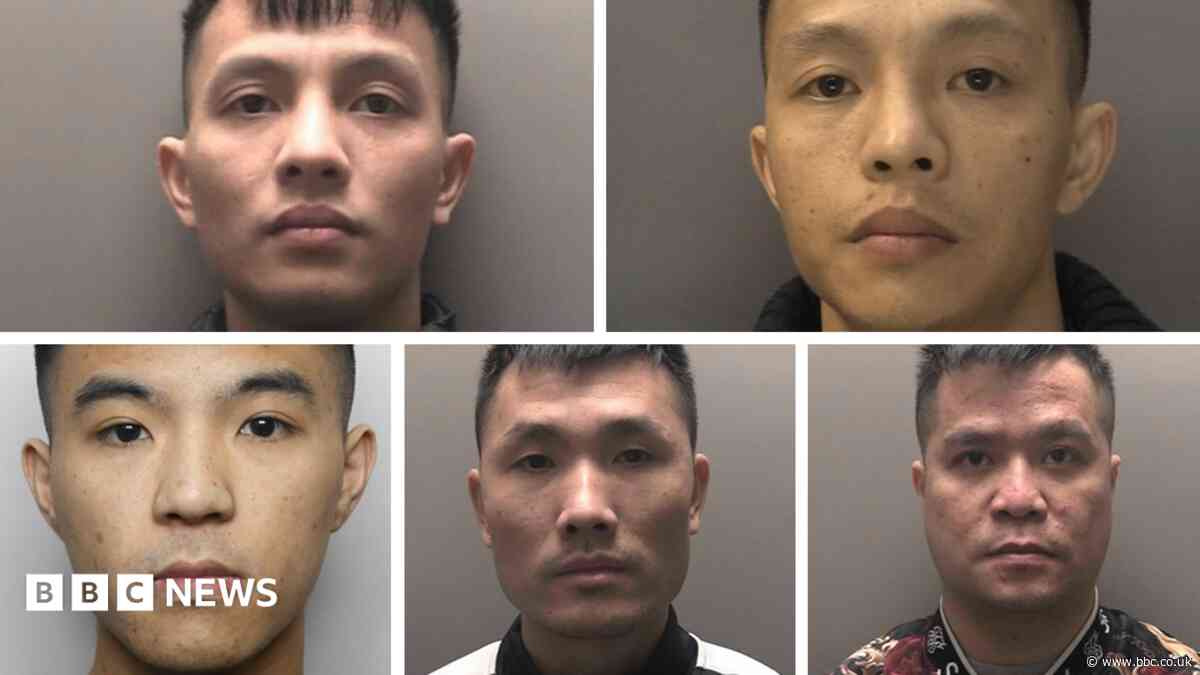 People-smuggling gang used passports to control migrants