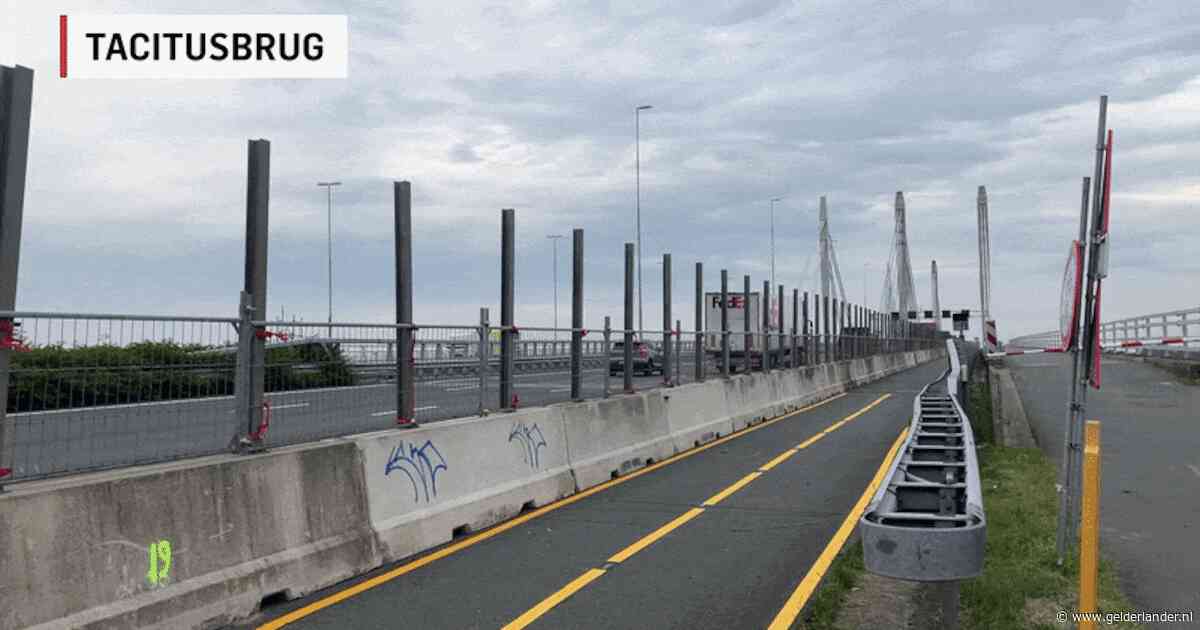 Fietsers moeten langer over vluchtstrook van A50: werk aan belangrijke brug vertraagd