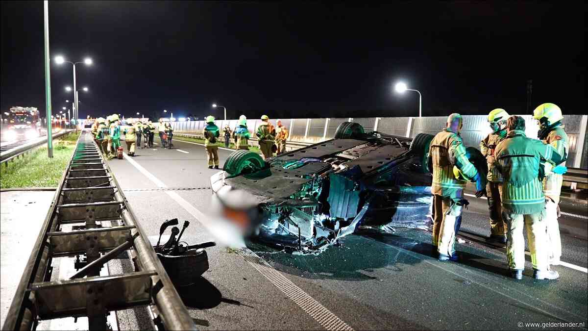Bestuurder aangehouden na ernstig ongeval met dode en drie gewonden in Zwaag