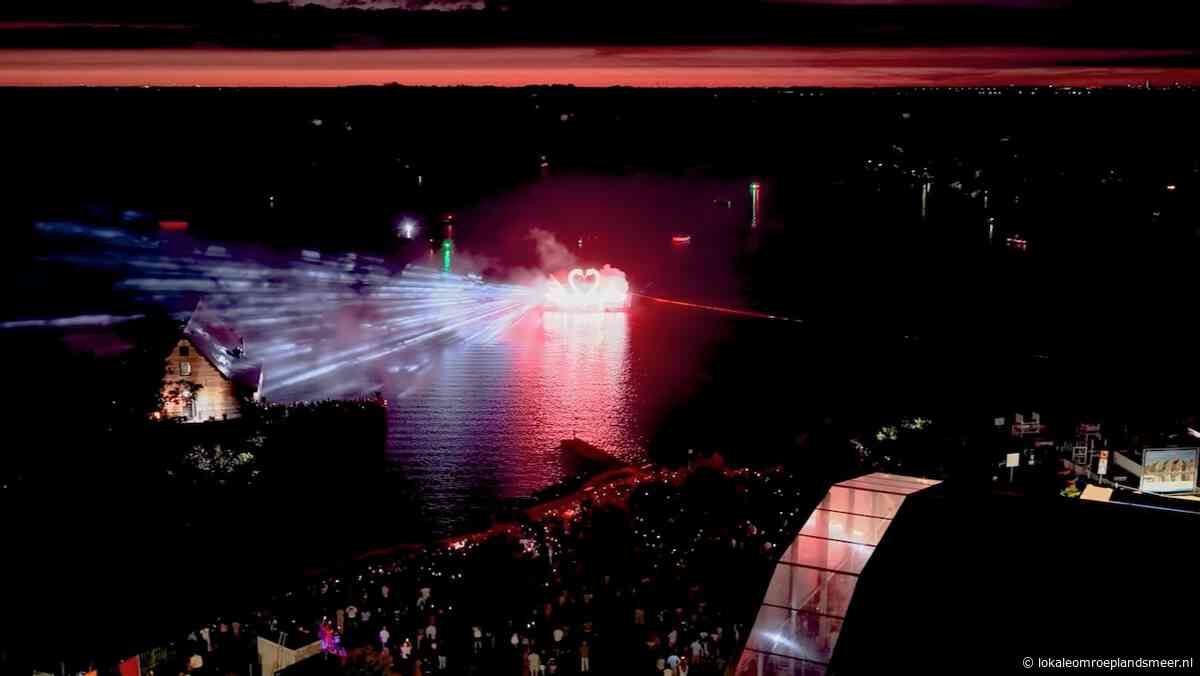 Nog een video over Landsmeer700: de vuurwerkshow