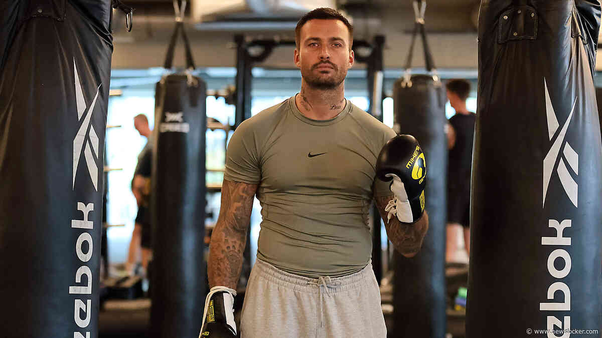 Dave Roelvink (32) stapt na verbreken van de verloving met Marijn Kuipers topfit de ring in: ’Geen drang om te vechten tegen negativiteit’