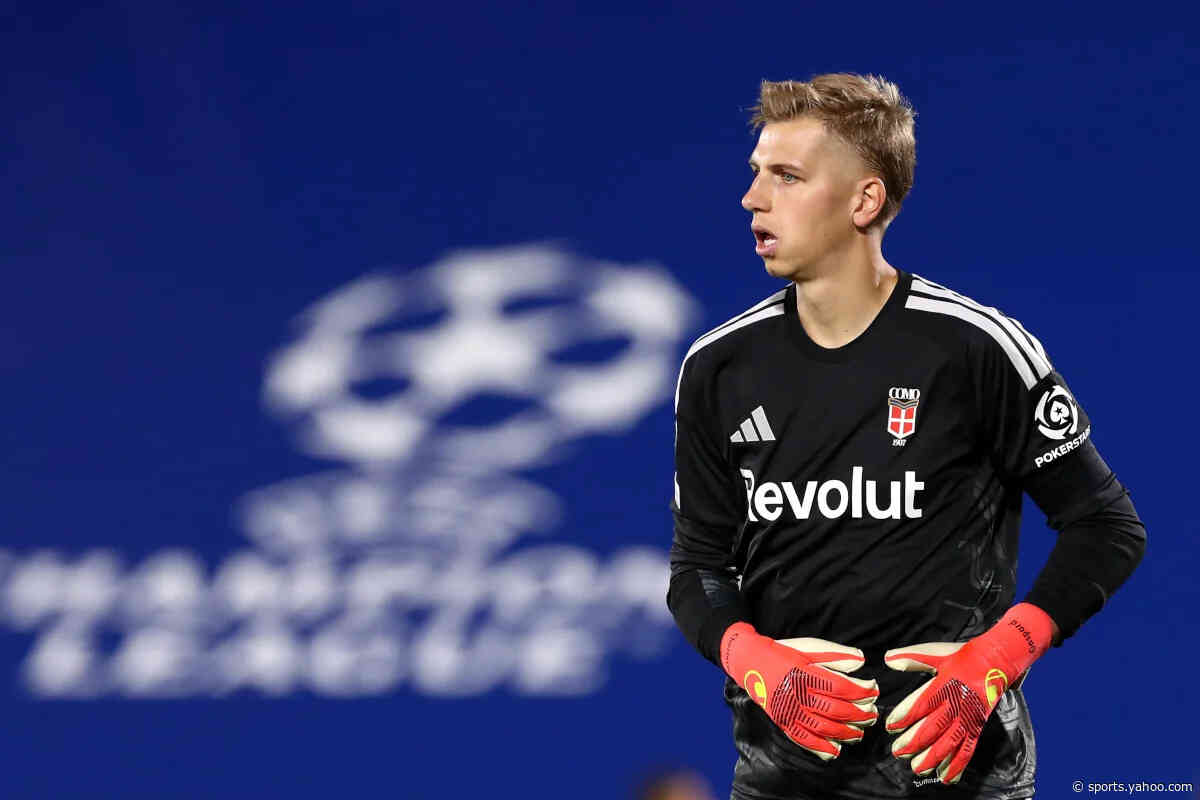 Como’s Butez included in preliminary France squad for Zidane’s first camp in charge