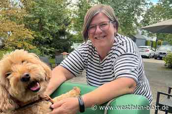 Instagram-Star aus Halle: Minigoldendoodle Winnie hilft im Pflegeheim