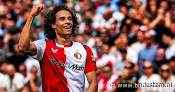 Feyenoord legt uitblinker Gjivai Zechiël langer vast: ‘Ik weet dat ik hier nog veel stappen kan maken’