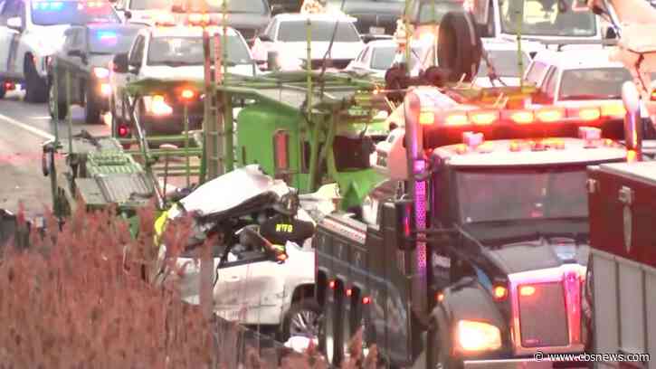 There are more trucks on U.S. highways but fewer roadside inspections, report shows