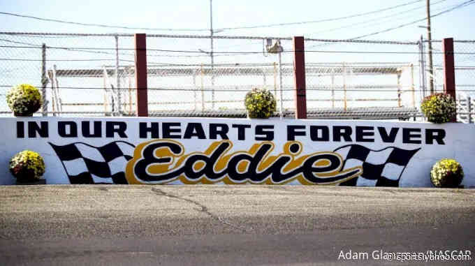 Entry List For The NASCAR Whelen Modified Tour's Return To Riverhead Raceway