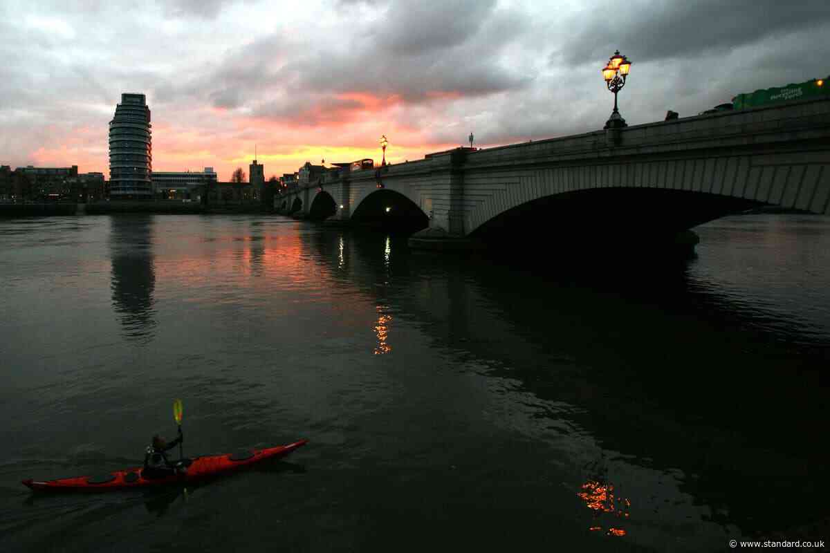 Met says investigation into the ‘Putney pusher’ remains ongoing