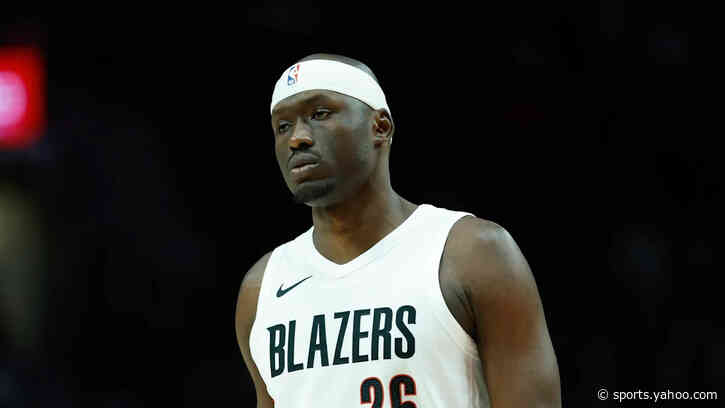 Phoenix Suns reportedly agree to sign center Duop Reath to one-year deal