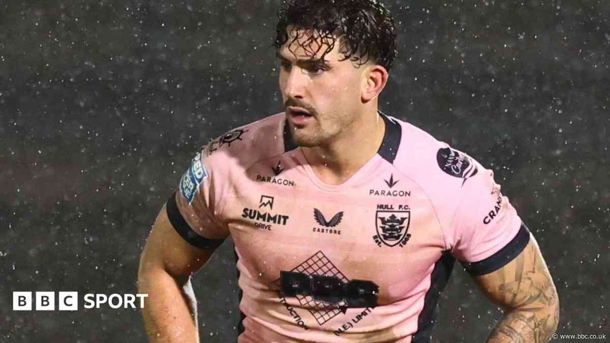 Hull FC sign Barley as Romano joins Catalans