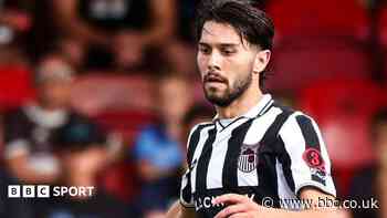 Grimsby midfielder Turi signs new deal