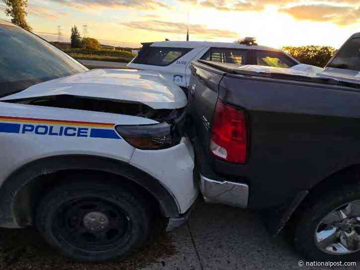 Gun-toting U.S. man flees Canadian border agents, leads RCMP on high-speed chase