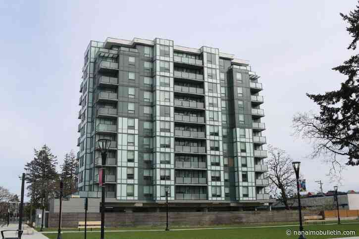 Structurally unsafe Vancouver Island highrise slated to be demolished