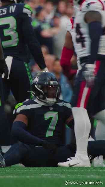 7️⃣ 📺: Download the Seahawks app to watch more highlights
