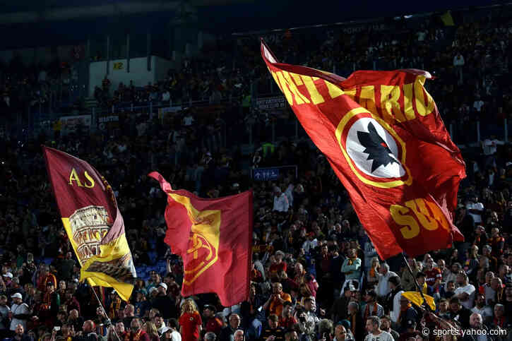 Sixteen Roma fans banned from Italian stadiums over fascist salute
