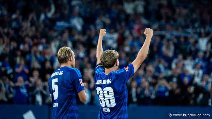 Schalke bindet Top-Talent: Luca Vozar unterschreibt bis 2029