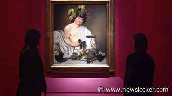 Noodweer teistert beroemd Uffizi-museum in Florence: meesterwerk Caravaggio snel geëvacueerd, water loopt in dikke stralen langs vitrine
