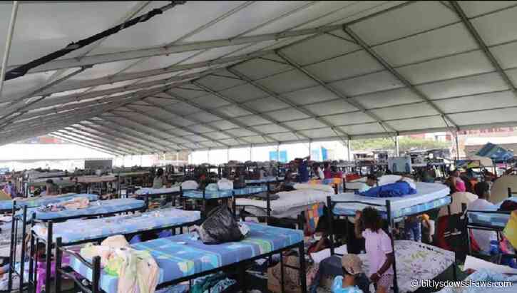 Familias damnificadas en la avenida Bolívar de Caracas exigen asistencia oficial urgente ante el deterioro de los refugios temporales