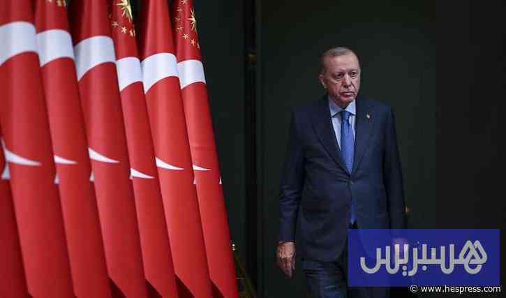 إردوغان يعتزم الترشح بانتخابات مبكرة