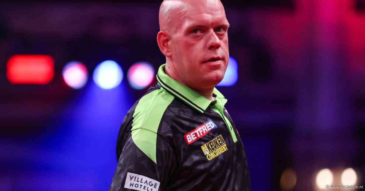 Ongeloof in Amsterdam: titelverdediger Michael van Gerwen mist zes (!) wedstrijdpijlen en verliest