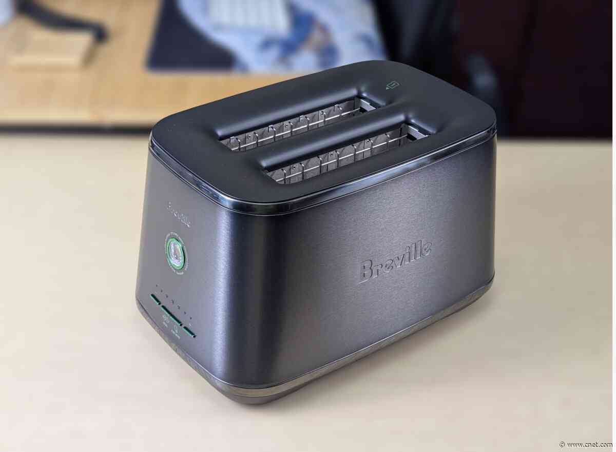 Breville’s Eye Q Uses an Optic Sensor for Flawless Toast. Here’s My Review