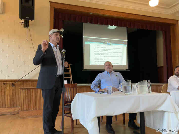 Lincoln residents seek public hearing as state board weighs proposed airstrip