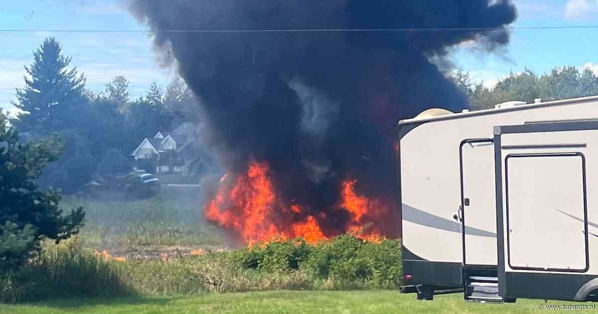 F-16 stort neer in buurt van woongebied in VS, piloot gebruikt schietstoel