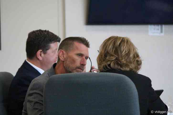 Jason Eaton tries to fire his attorneys midway through his attempted murder trial